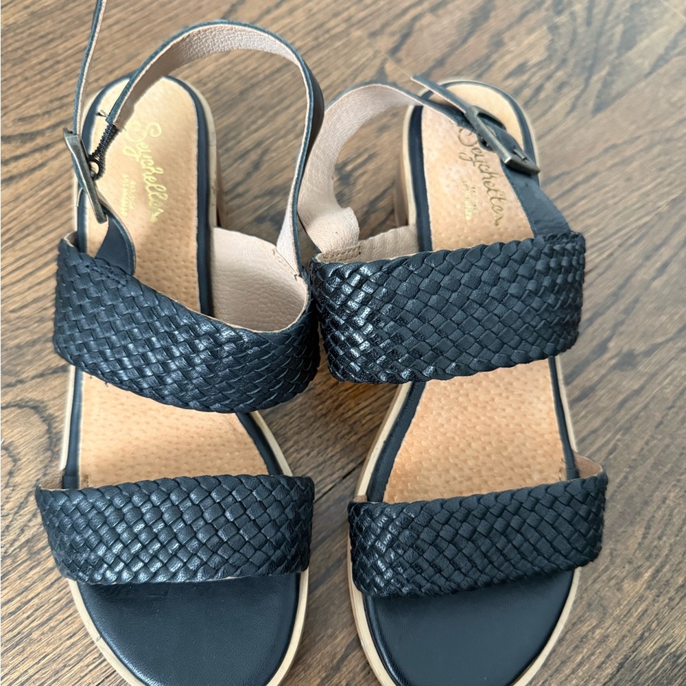 Stylish Black Sandals by Seychelles